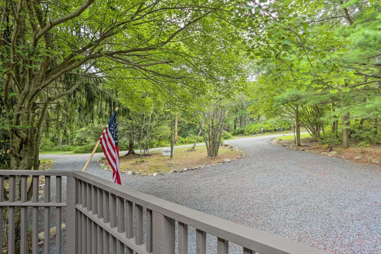 Serene Long Pond Home With Game Room And Beach Access! Extérieur photo
